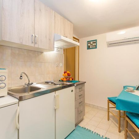Studio Apartman Branka ลาบิน ภายนอก รูปภาพ