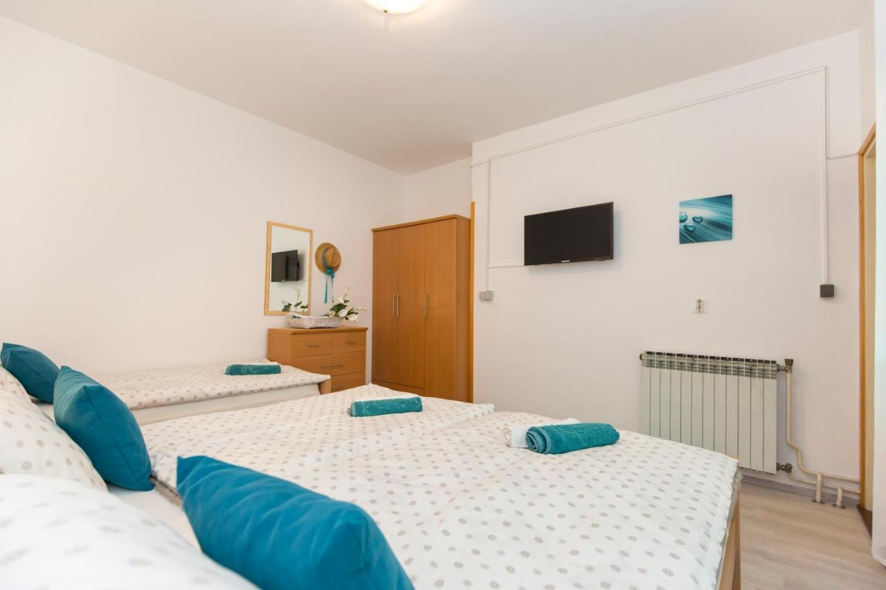 Studio Apartman Branka ลาบิน ภายนอก รูปภาพ